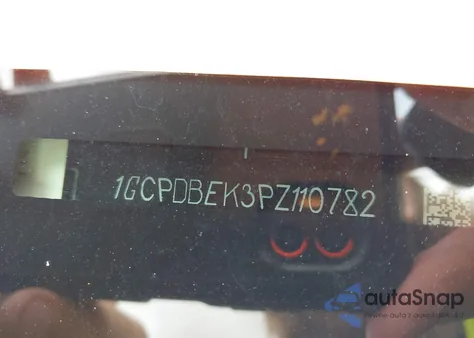 2023 Chevrolet Silverado 1500 4Wd Short Bed Custom/4Wd Standard Bed Custom z USA, uszkodzony, nr VIN 1GCPDBEK3PZ110782